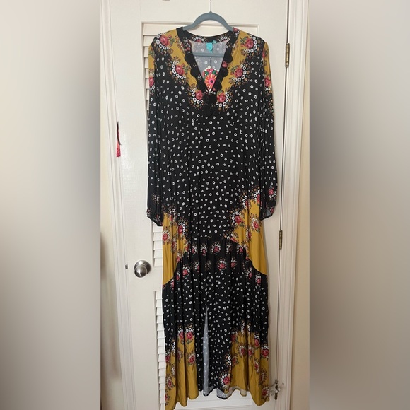 Farm Rio - Anthropologie NWT - Picture 4 of 10